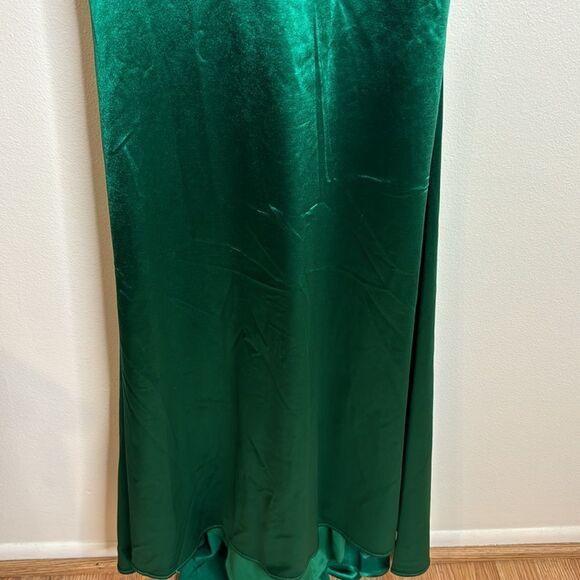 Ieena for Mac Duggal emerald green square neck line long gown dress size 4 - Picture 6 of 16